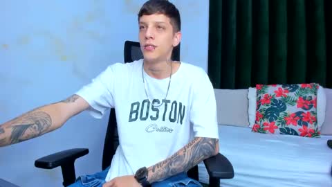 Snapshot of adam_hard_ chatting on 03/06/25, 08:59 Adam online show from 03/06/25, 08:59