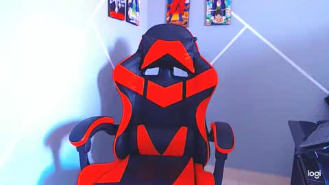 adam hot11 online show from 11/02/25, 09:39