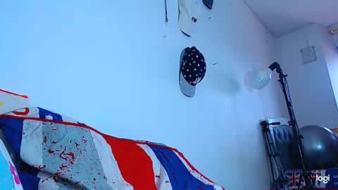 adam hot11 online show from 11/15/25, 09:11