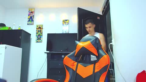 adam hot11 online show from 02/22/26, 04:02