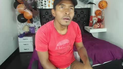 Snapshot of adam_morgan2 chatting on 10/17/25, 05:43 adam_morgan2 online show from 10/17/25, 05:43