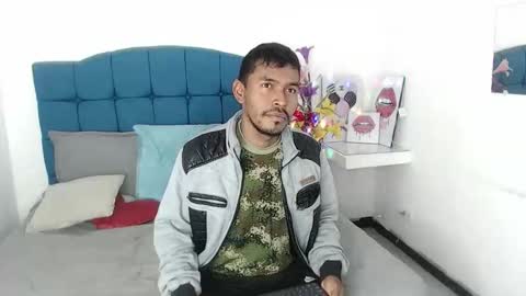 Snapshot of adam_morgan2 chatting on 11/25/25, 03:28 adam_morgan2 online show from 11/25/25, 03:28