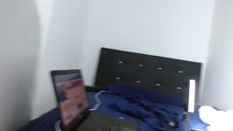 Snapshot of adam_shilder7 chatting on 12/18/25, 01:22 adam shilder7 online show from 12/18/25, 01:22