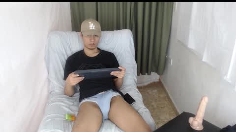 adam_sinclair online show from 11/25/25, 06:19