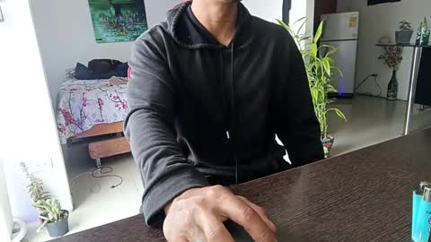 Adam Valencia online show from 01/12/26, 04:45