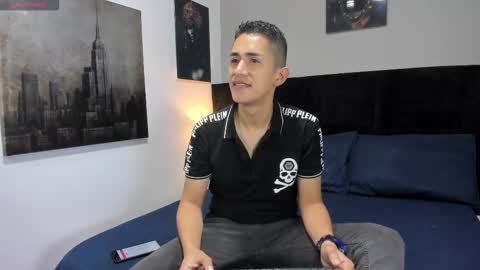 adam_walker_1 online show from 03/27/26, 02:06