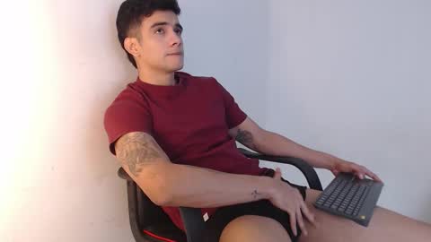 Snapshot of adama_soa chatting on 11/03/25, 05:31 Hello guys excuse my absence I will be absent for several days for health reasons I hope you understand thank you very much. online show from 11/03/25, 05:31