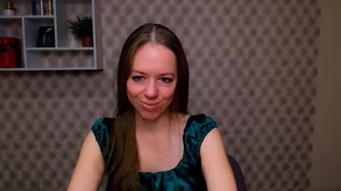 Snapshot of adamais_ chatting on 10/23/25, 05:29 adamais_ online show from 10/23/25, 05:29