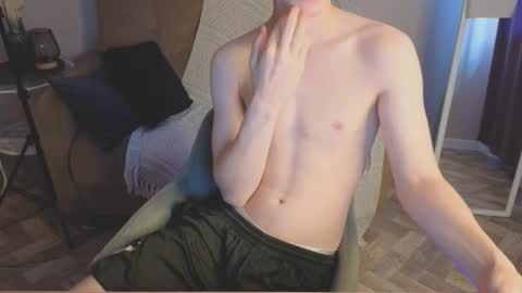 Snapshot of adamal1 chatting on 09/28/25, 09:36 Adam online show from 09/28/25, 09:36