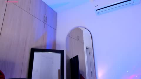 adambrocs1 online show from 11/25/25, 06:02