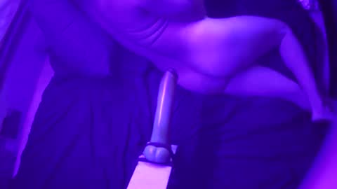 Snapshot of adamineve chatting on 02/10/25, 10:09 adamineve online show from 02/10/25, 10:09