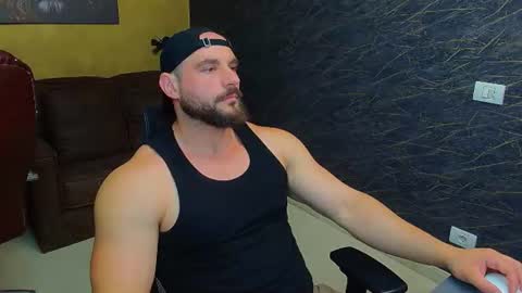 Snapshot of adamjameson chatting on 06/19/26, 05:12 AdamJameson online show from 06/19/26, 05:12
