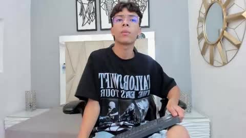 Adams Bobby online show from 11/28/25, 11:13