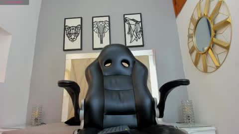 Adams Bobby online show from 04/15/26, 11:06