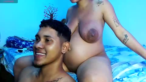 Snapshot of adams_niki chatting on 02/28/25, 07:58 ADAMS Y NIKI online show from 02/28/25, 07:58