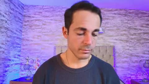 Im Adams Sanz online show from 04/16/26, 07:25