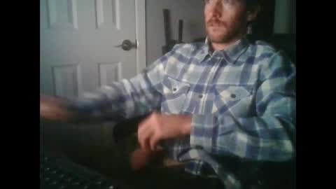 Snapshot of adamsjason20 chatting on 12/25/24, 08:18 adamsjason20 online show from 12/25/24, 08:18