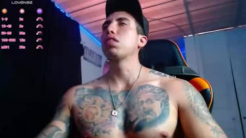 Snapshot of adan_hudson chatting on 11/08/25, 03:23 Anderson online show from 11/08/25, 03:23