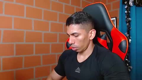 Adan Sin online show from 12/28/24, 01:29