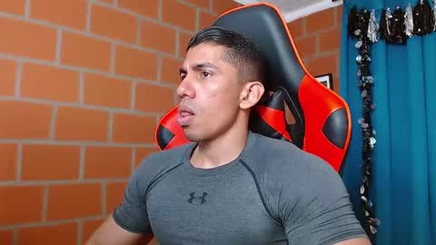 Adan Sin online show from 12/30/24, 06:38