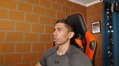 Adan Sin online show from 01/18/25, 05:48