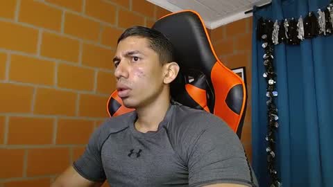 Adan Sin online show from 02/10/25, 02:48