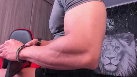 Adan Sin online show from 10/04/25, 03:43