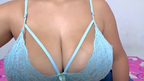 adara_cute18 online show from 10/18/25, 02:40
