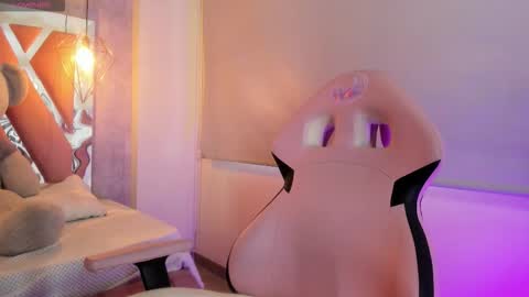  Adara  online show from 11/24/25, 08:19