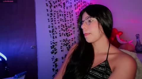 Snapshot of adararose1 chatting on 02/13/25, 03:35 Adara online show from 02/13/25, 03:35