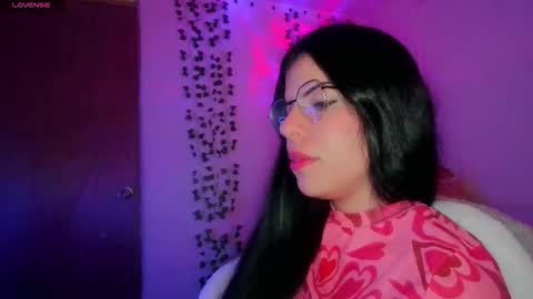 Snapshot of adararose1 chatting on 10/21/25, 07:03 Adara online show from 10/21/25, 07:03