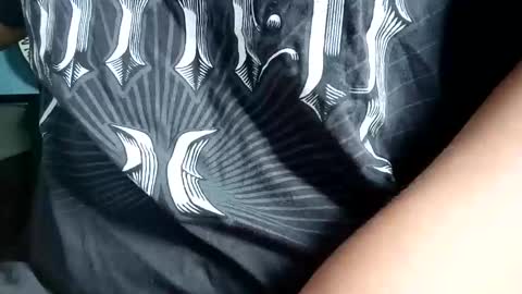 Snapshot of adarkvid420tj chatting on 10/13/25, 07:25 adarkvid420tj online show from 10/13/25, 07:25