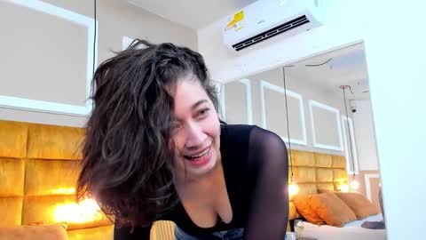 Snapshot of adarussell chatting on 03/03/25, 01:09 Adda online show from 03/03/25, 01:09