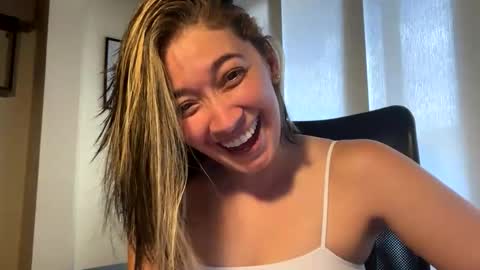 Snapshot of adarussell chatting on 02/23/26, 06:27 Adda online show from 02/23/26, 06:27