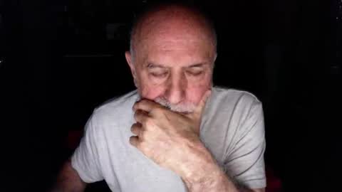 Snapshot of add_me_2 chatting on 11/21/25, 11:36 add_me_2 online show from 11/21/25, 11:36