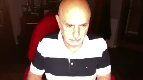 Snapshot of add_me_2 chatting on 11/23/25, 02:22 add_me_2 online show from 11/23/25, 02:22