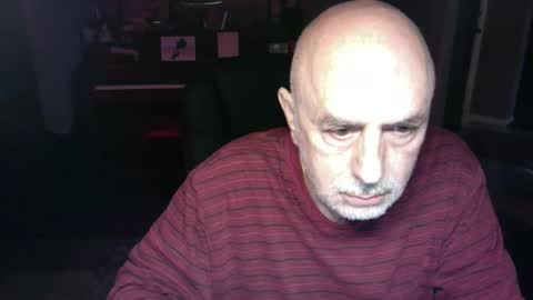 Snapshot of add_me_2 chatting on 12/20/25, 12:51 add_me_2 online show from 12/20/25, 12:51