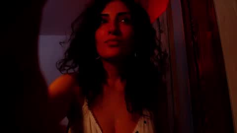 Snapshot of addicted2uts chatting on 03/10/25, 02:05 amy online show from 03/10/25, 02:05