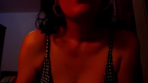 Snapshot of addicted2uts chatting on 09/23/25, 10:02 amy online show from 09/23/25, 10:02