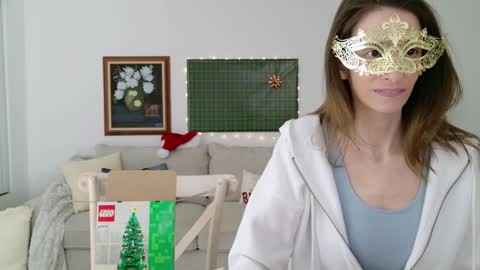 Snapshot of addieroseone chatting on 12/20/24, 03:03 Addison Rose  I am currently away for the holiday weekend. Streams start again on 1242024. Enjoy the holiday online show from 12/20/24, 03:03