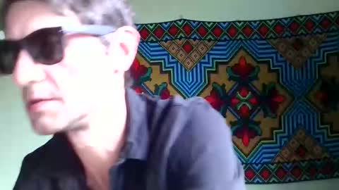 Snapshot of addonisse chatting on 12/20/25, 08:54 addonisse online show from 12/20/25, 08:54