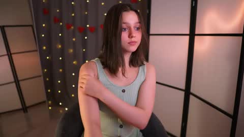 Snapshot of addy_moon chatting on 02/16/25, 04:21 Addy online show from 02/16/25, 04:21