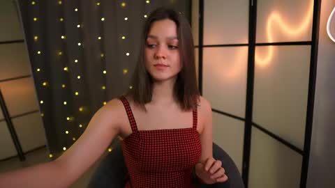 Snapshot of addy_moon chatting on 02/27/25, 05:56 Addy online show from 02/27/25, 05:56