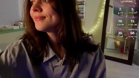 Snapshot of addy_moon chatting on 03/19/26, 07:51 Addy online show from 03/19/26, 07:51