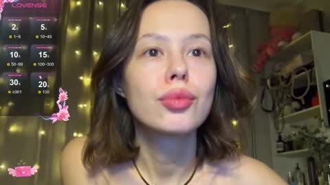 Adele online show from 02/17/26, 11:11