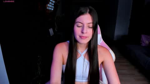 Adela Parker  online show from 03/24/26, 08:58