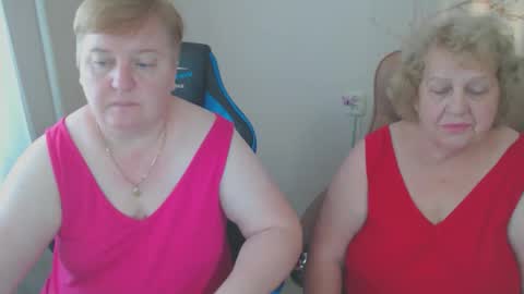 Snapshot of adelandsofia chatting on 09/08/25, 03:55 AdelAndSofia online show from 09/08/25, 03:55