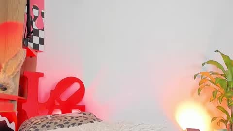 Snapshot of adelarangel chatting on 11/19/25, 12:10 Adela Rangel START Mon to Sat from 3pm - 9pm COL time online show from 11/19/25, 12:10