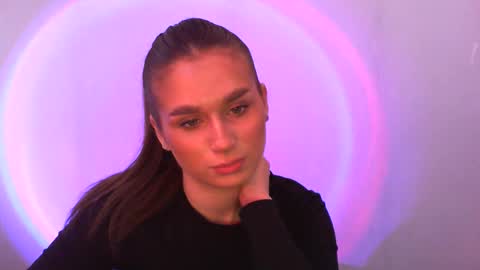 Adele Amore online show from 02/17/25, 09:13