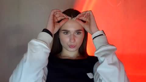 Adele Amore online show from 03/07/25, 06:00